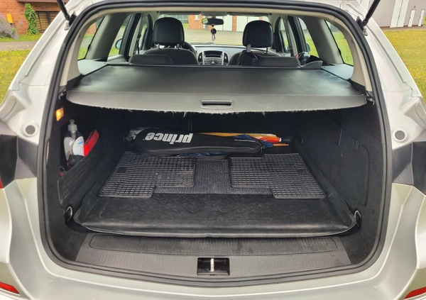 Opel Astra cena 23700 przebieg: 242000, rok produkcji 2012 z Warszawa małe 37